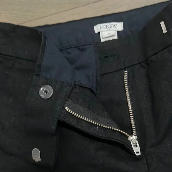 J. crew Flat Front Scalloped Hem Linen Cotton Mid-Rise Shorts Black. Size 2 - Picture 7 of 8
